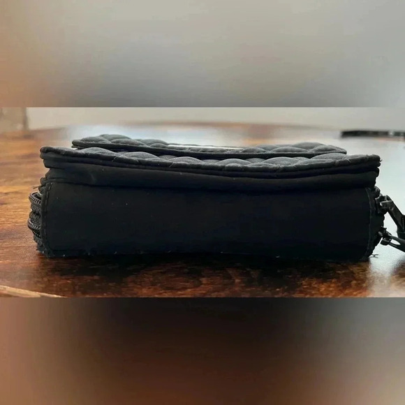 Vera Bradley | black microfiber women’s wallet. - Picture 7 of 15